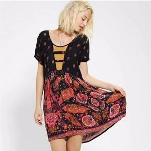 Minkpink x UO dress size Medium